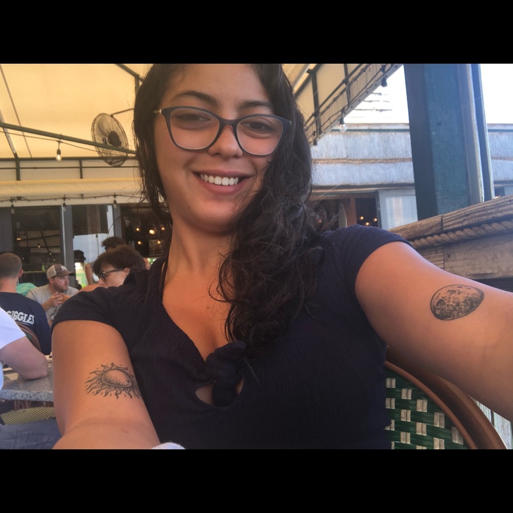 Meet your Posher, Mia